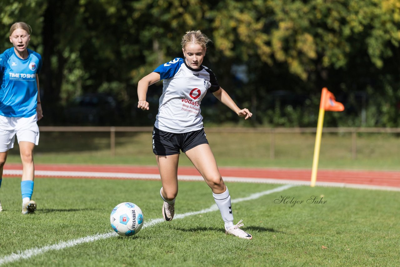 Bild 295 - wBJ VfL Pinneberg - Germania Schnelsen : Ergebnis: 15:1